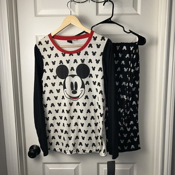 Disney Mickey Mouse Black & White Fleece Pajama Long Sleeve Pant Set Size XXL - Picture 2 of 8